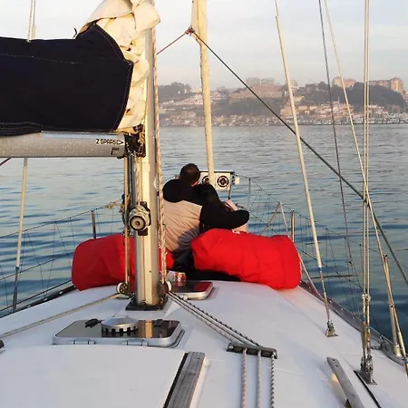 Sailing 360 Night On Board Experience * Vila Nova de Gaia