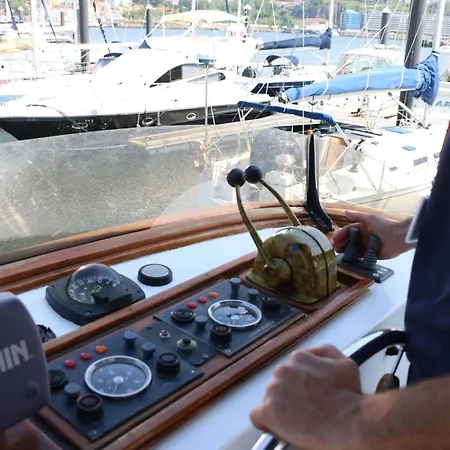 Botel Sailing 360 Night On Board Experience *