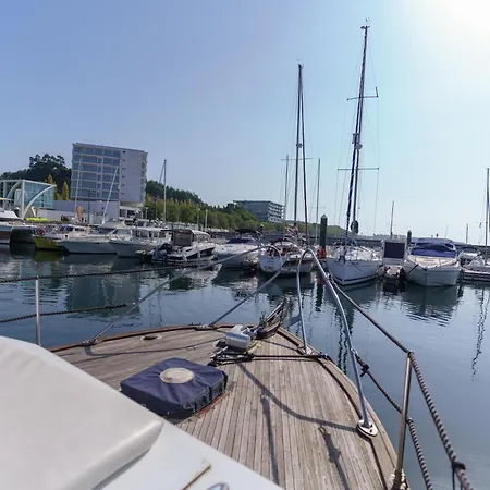 Sailing 360 Night On Board Experience * Vila Nova de Gaia